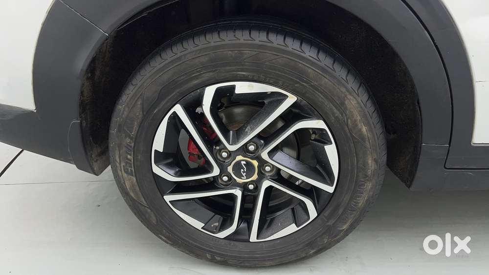 Kia Carens 1.5 Luxury Plus Diesel 6 Str, 2022, Diesel