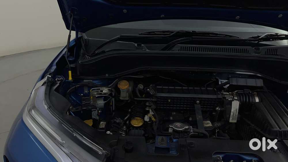 Tata Punch Creative Dual Tone Amt Sunroof, 2023, Petrol