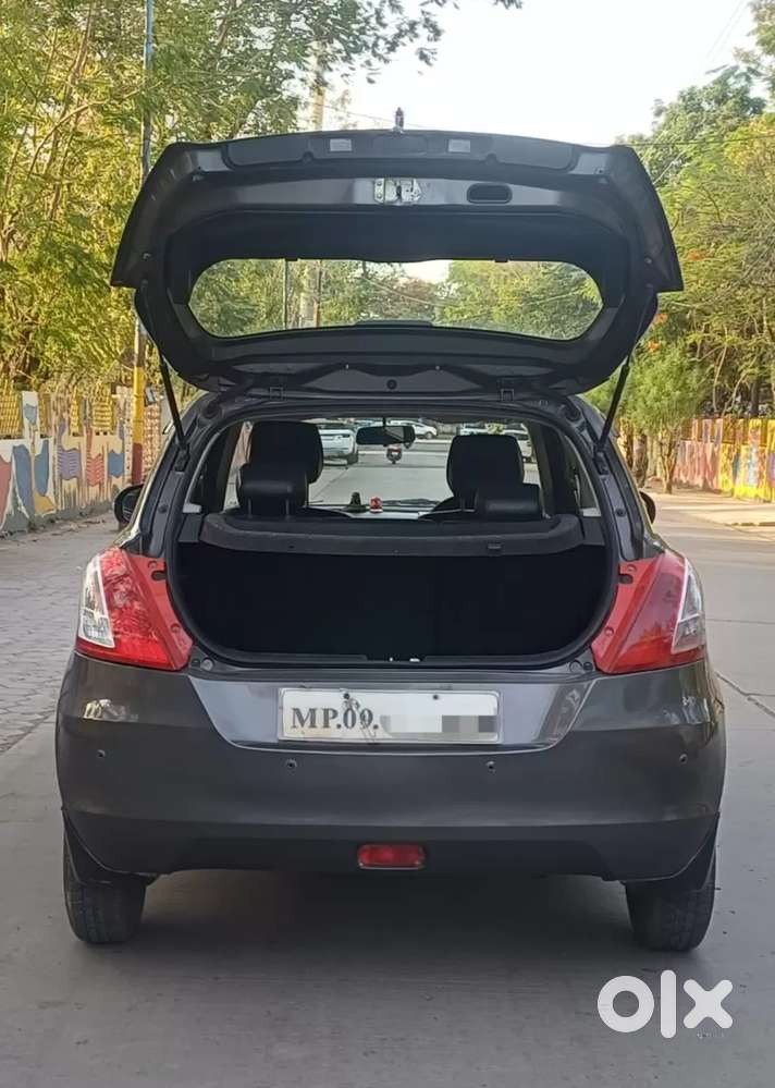 Maruti Suzuki Swift Vxi, 2016, Petrol