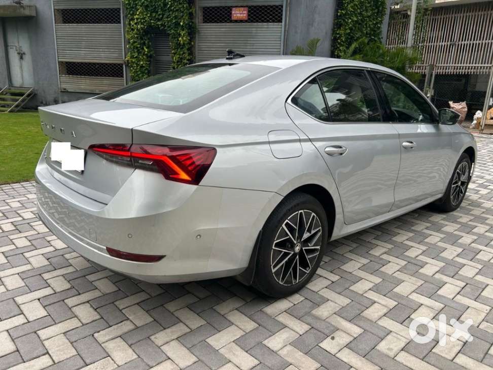 Skoda Octavia 2.0 L K Tsi At, 2022, Petrol