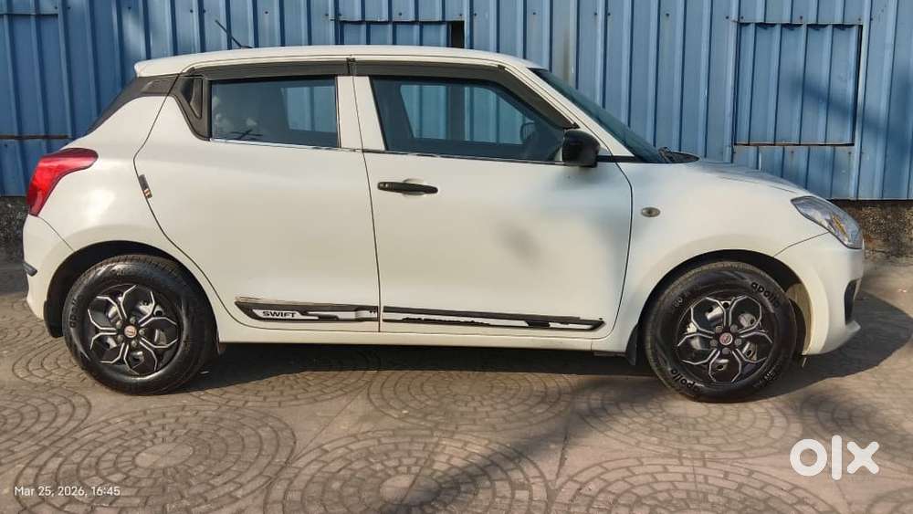 Maruti Suzuki Swift 1.2 Lxi (o), 2021, Petrol