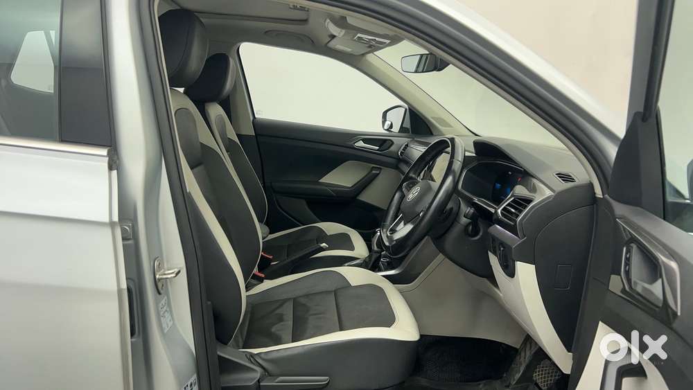Volkswagen Taigun Topline 1.0 Tsi At (electric Seats), 2022, Petrol