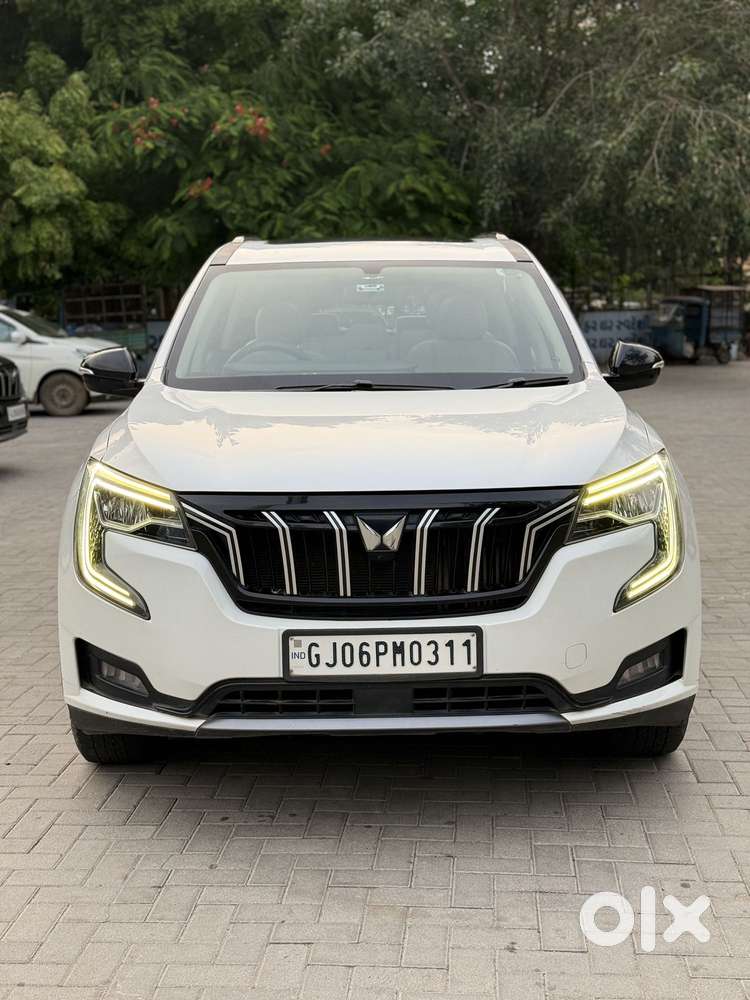 Mahindra Xuv700 2.2 Ax 5 Diesel At 7 Str, 2023, Diesel