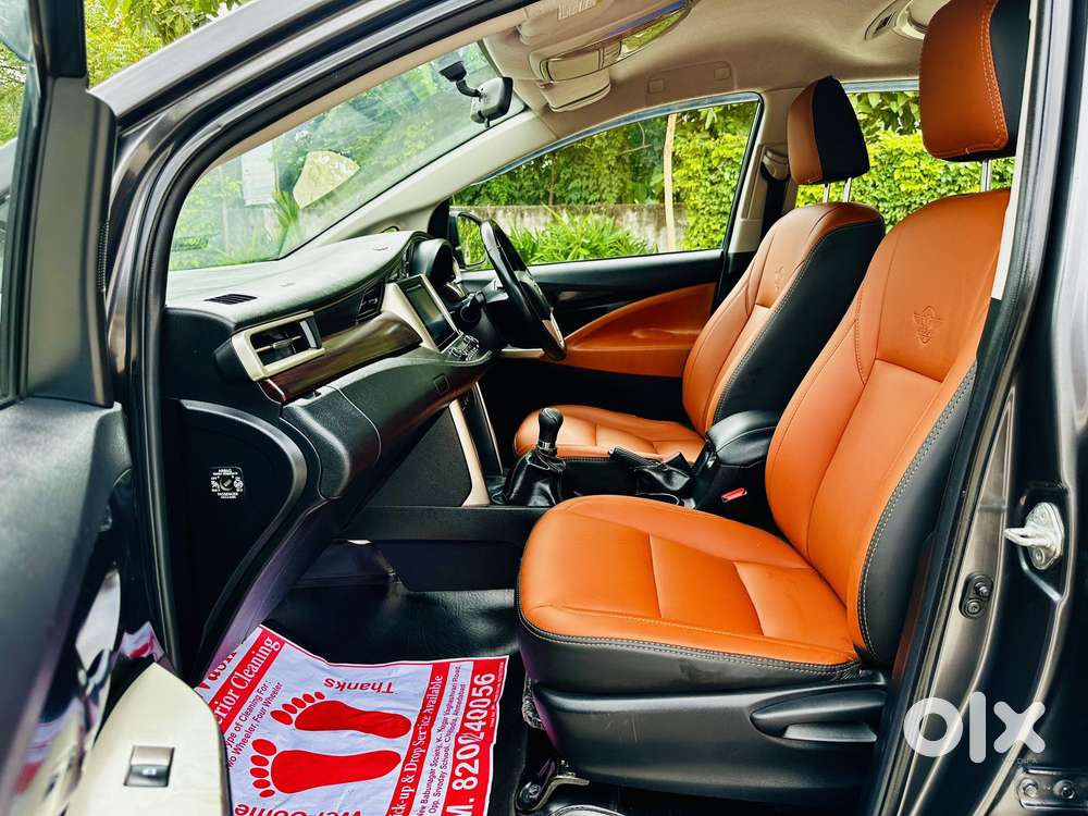 Toyota Innova Crysta 2.4 V 8 Str, 2016, Diesel