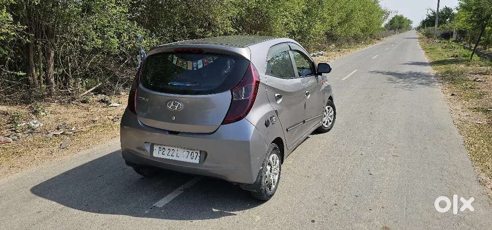 Hyundai Eon Era Plus (lpg + Petrol)  Only 55,000 Km  New Tyres