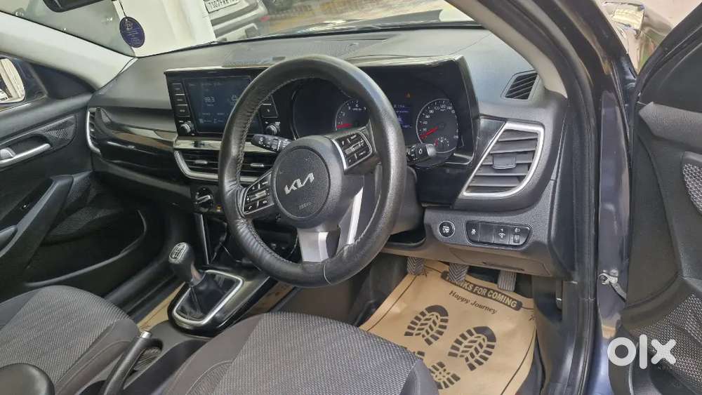 Kia Seltos 2022 , Petrol Mt ,24000km