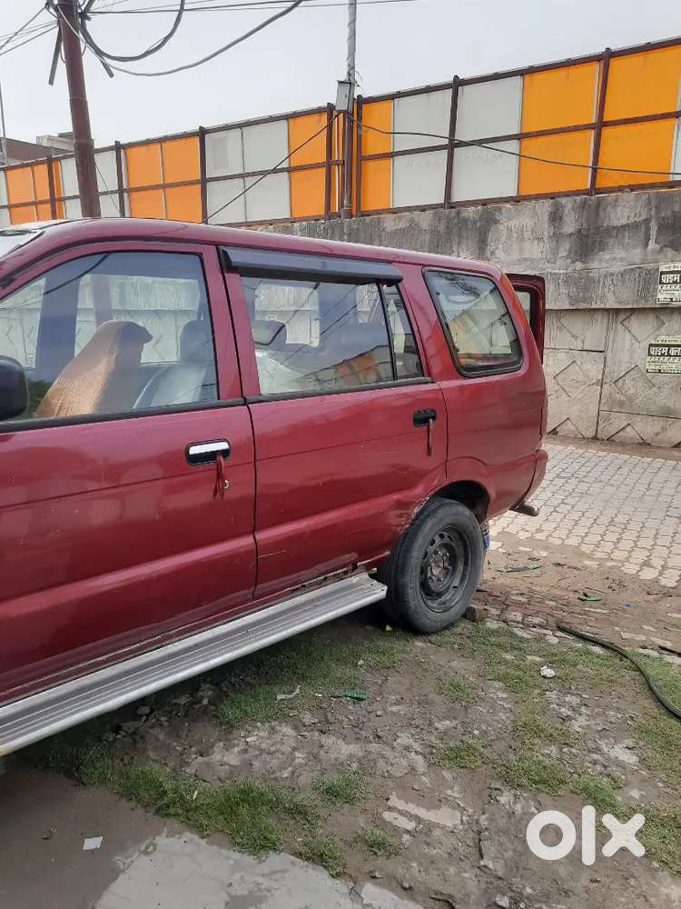 Chevrolet Tavera 2011 Diesel Good Condition