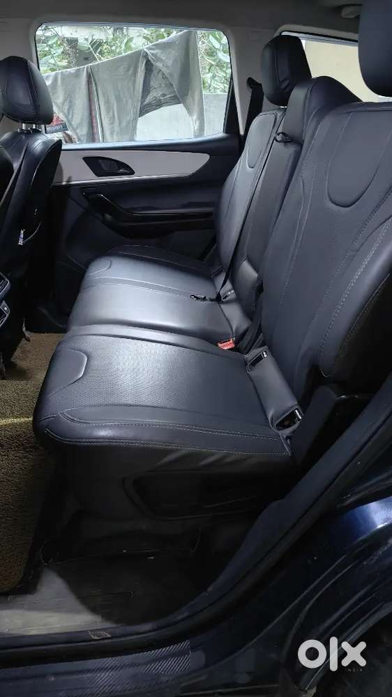 Mahindra Xuv700 2022 Petrol Well Maintained