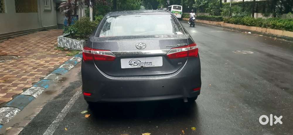 Toyota Corolla Altis 1.8 G, 2014, Petrol