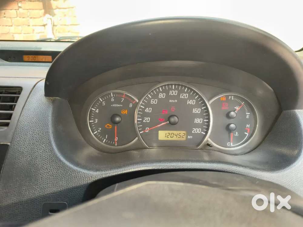 Maruti Suzuki Dzire 2011