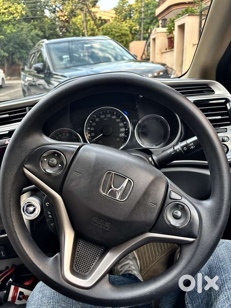 Honda City 1.5 V 5th Gen I-vtec Mt, 2022, Petrol