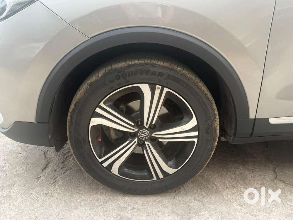Mg Petrol Car 2023