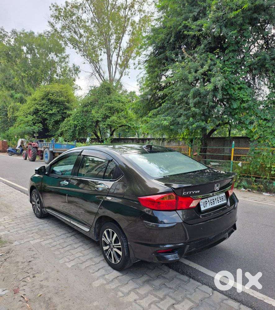 Honda City I-vtec V, 2018, Petrol