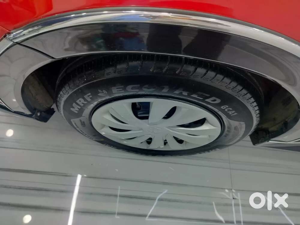 Maruti Suzuki Swift Vxi, 2025, Petrol