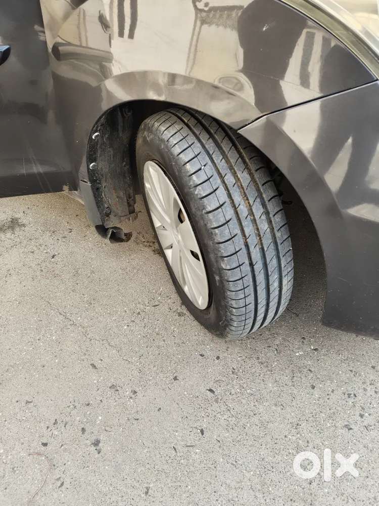 Maruti Suzuki Ertiga 2016 Diesel 100000 Km Driven