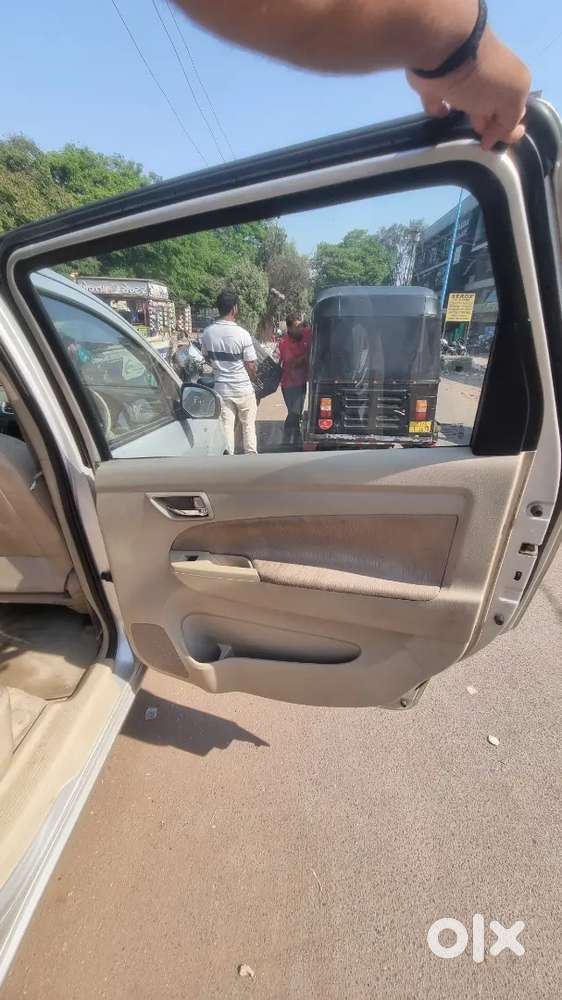 Maruti Suzuki Ertiga 2013 Diesel 130000 Km Driven