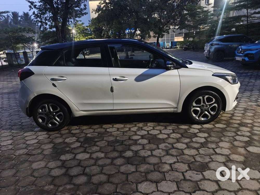Hyundai I20 Sportz 1.2 Mt Dual Tone, 2019, Petrol