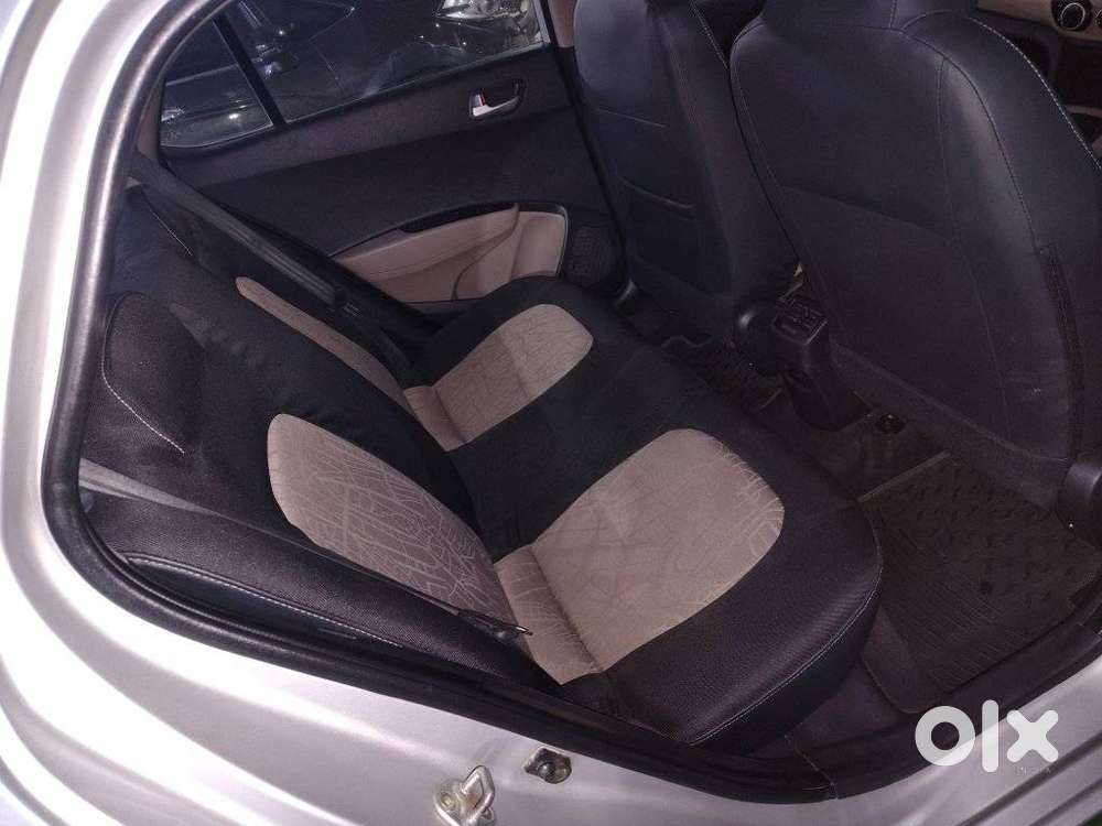 Hyundai Grand I10 Sportz, 2016, Petrol