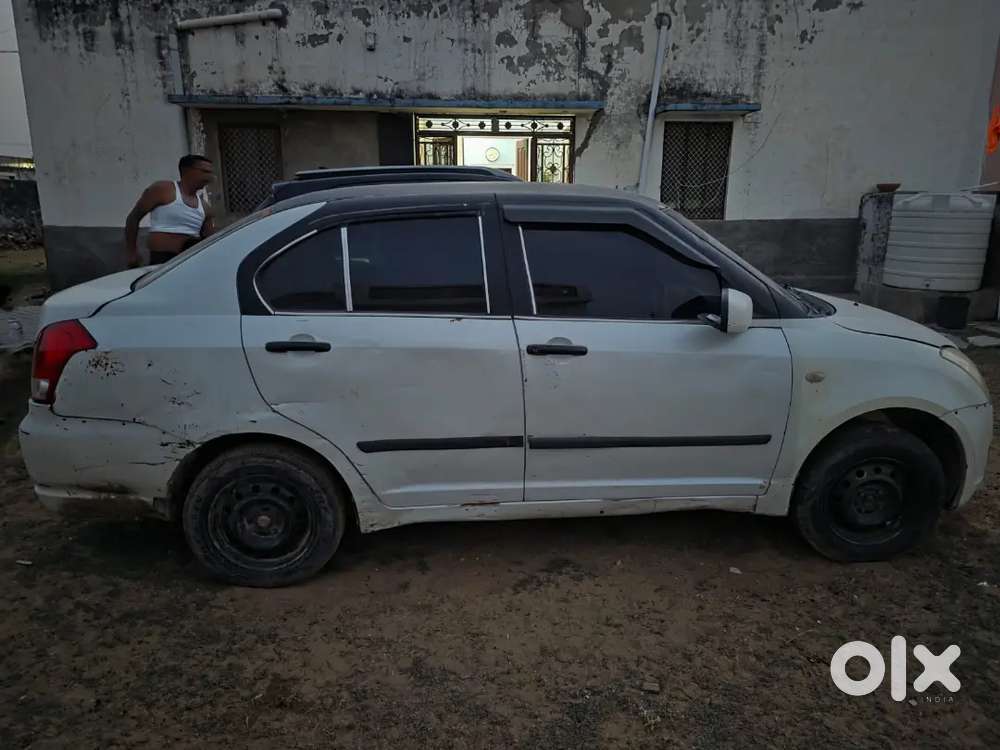 Maruti Suzuki Dzire 2010 Petrol 70000 Km Driven