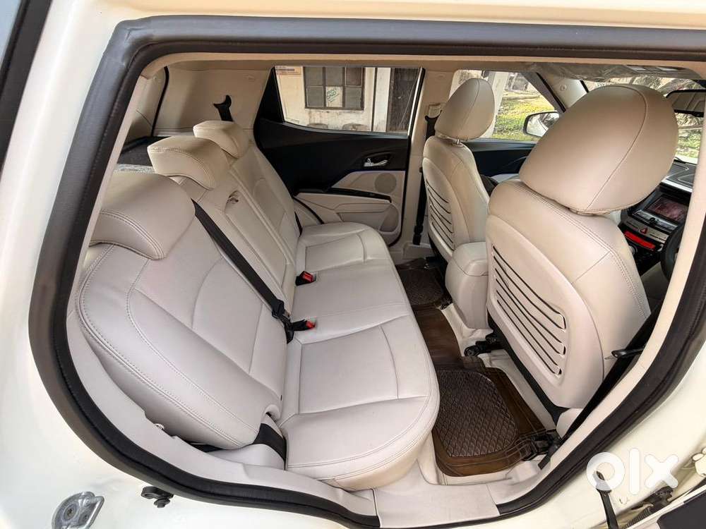 Mahindra Xuv300 2020 Diesel Well Maintained