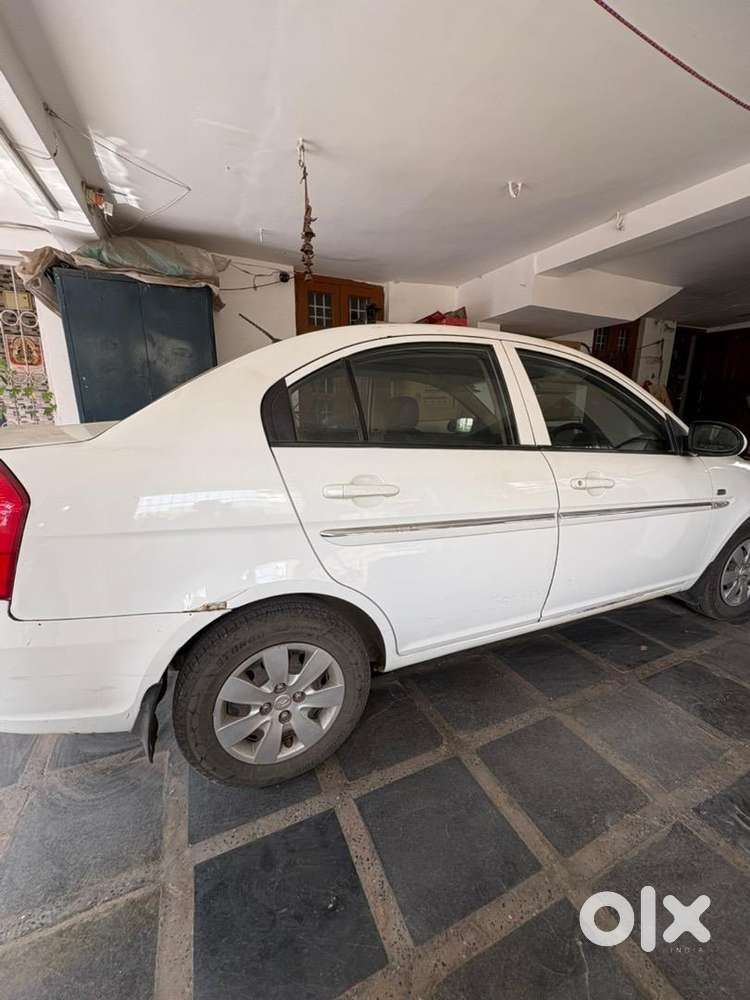 Hyundai Verna 2009 Petrol 93500 Km Driven