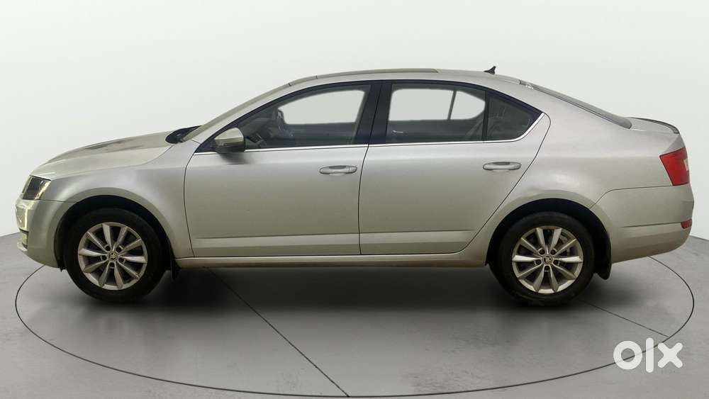 Skoda Octavia 1.8 Tsi Style Plus At, 2016, Petrol