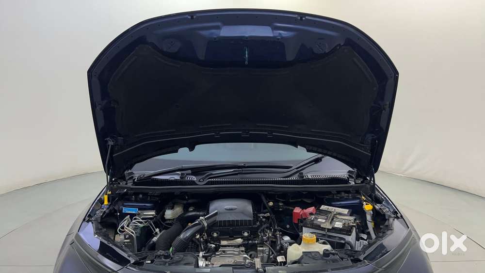 Tata Curvv Creative Plus S 1.2 Revotron Petrol 7dca, 2025, Petrol