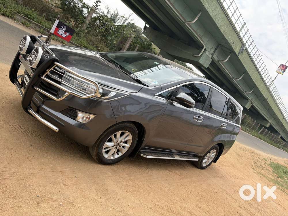 Toyota Innova Crysta 2.4 G Mt 7 Str, 2018, Diesel