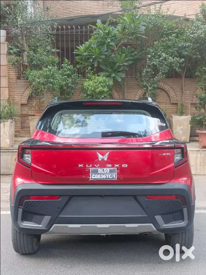 Mahindra Xuv 3xo Ax7l 1.2 Petrol At (pg), 2026, Petrol