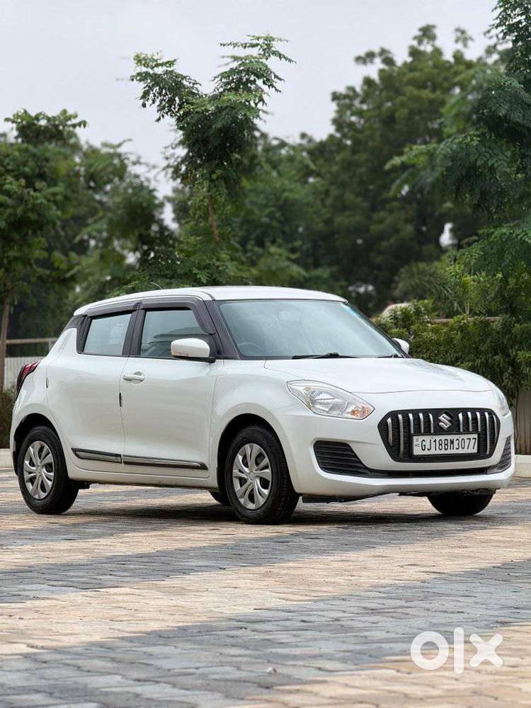 Maruti Suzuki Swift Vxi + Manual, 2020, Cng & Hybrids