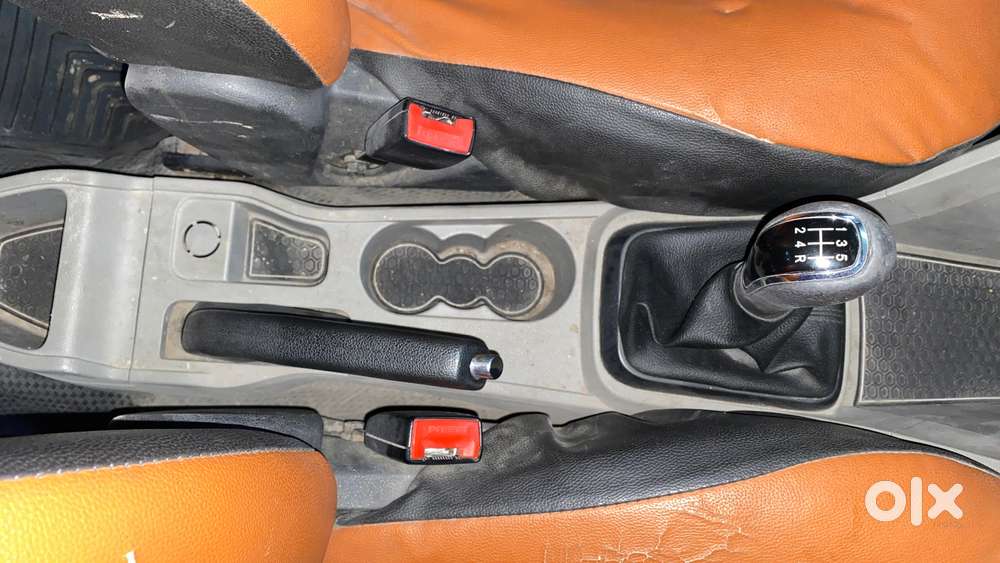 Tata Tiago Xe, 2018, Petrol
