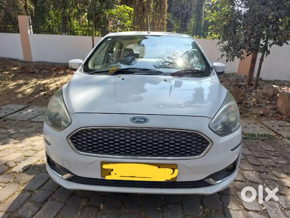 Car Is In Good Condition With No Sound