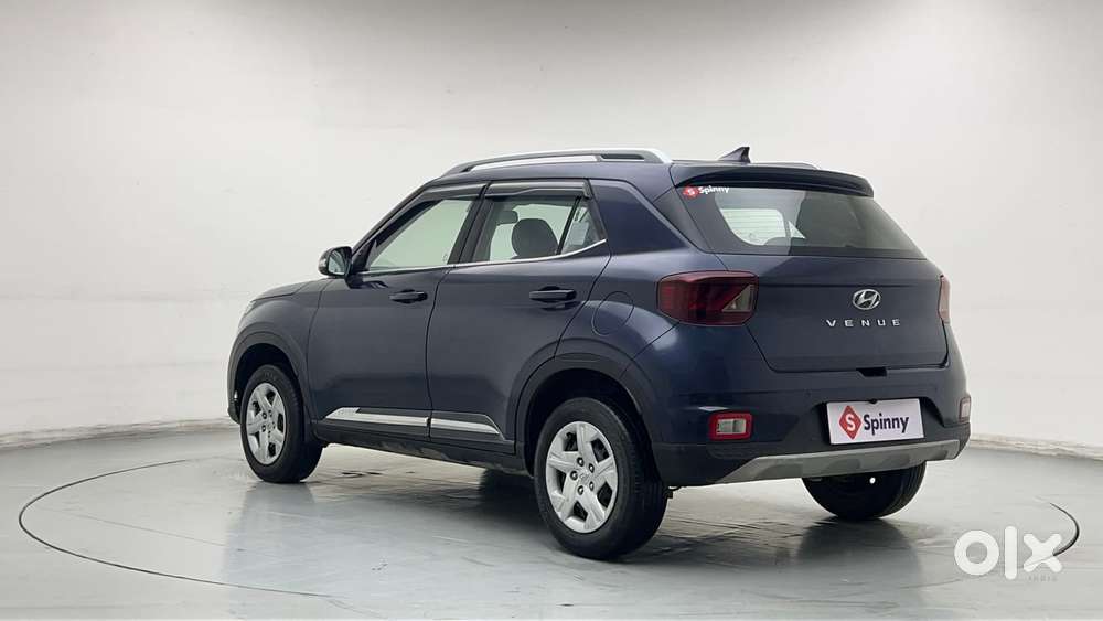 Hyundai Venue 1.2 S Plus, 2021, Petrol