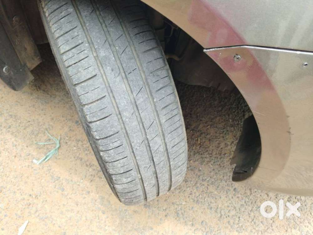 Maruti Suzuki Swift Dzire Zdi, 2016, Diesel