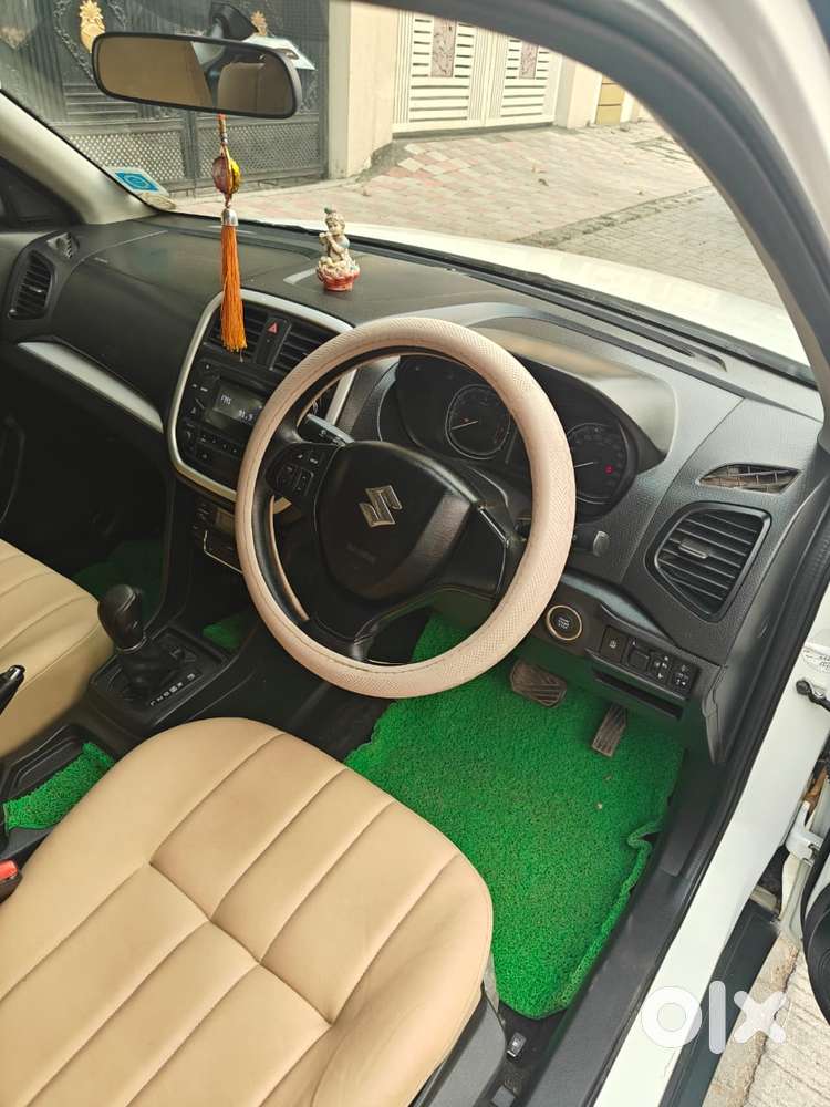 Maruti Suzuki Vitara Brezza 1.5 Vxi At, 2022, Petrol