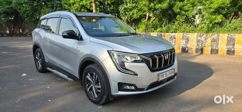 Mahindra Xuv700 2.2 Ax 5 Diesel At Str, 2022, Diesel