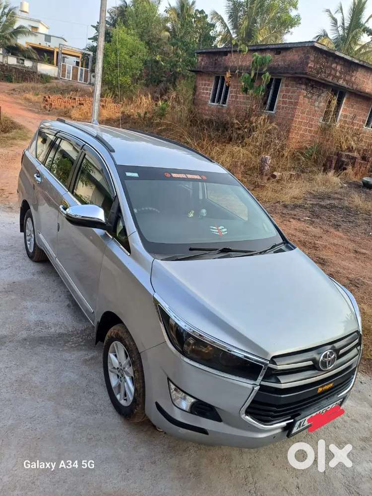 Toyota Innova 2017 Diesel 180000 Km Driven