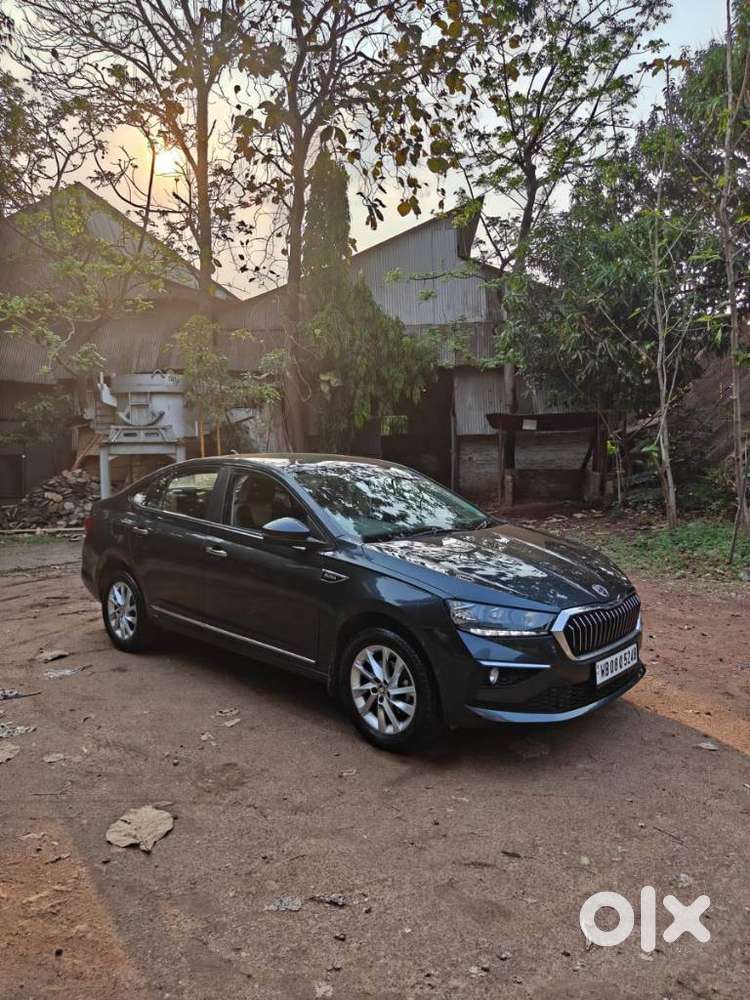 Skoda Slavia 1.0 Ambition Tsi, 2023, Petrol