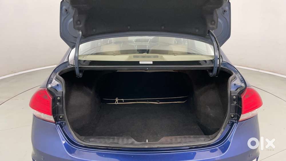 Maruti Suzuki Ciaz 1.5 Alpha Shvs Amt, 2018, Petrol