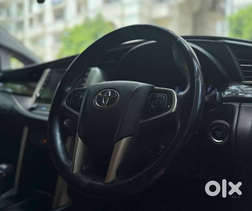 Toyota Innova Crysta 2.4 Z 7 Str, 2022