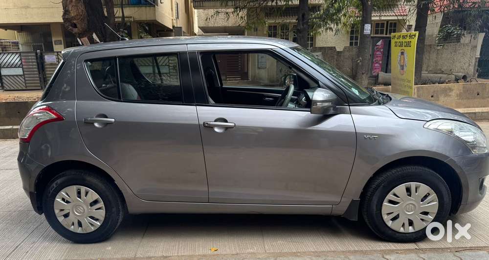 Maruti Suzuki Swift Vxi + Manual, 2014, Petrol