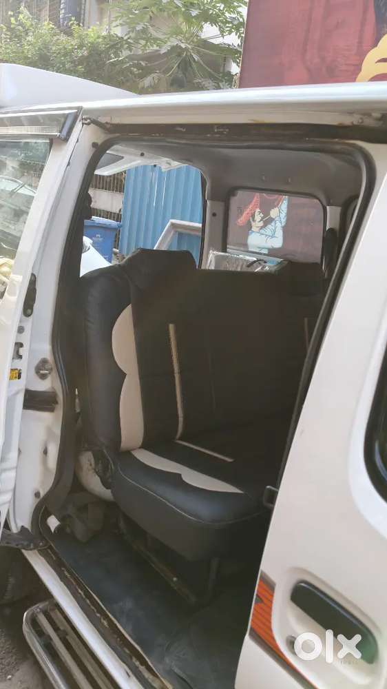 White Eecco 2019 Ac Cng