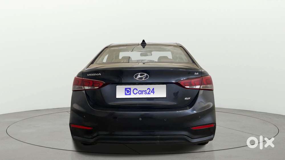 Hyundai Verna 1.6 Vtvt Sx, 2017, Petrol