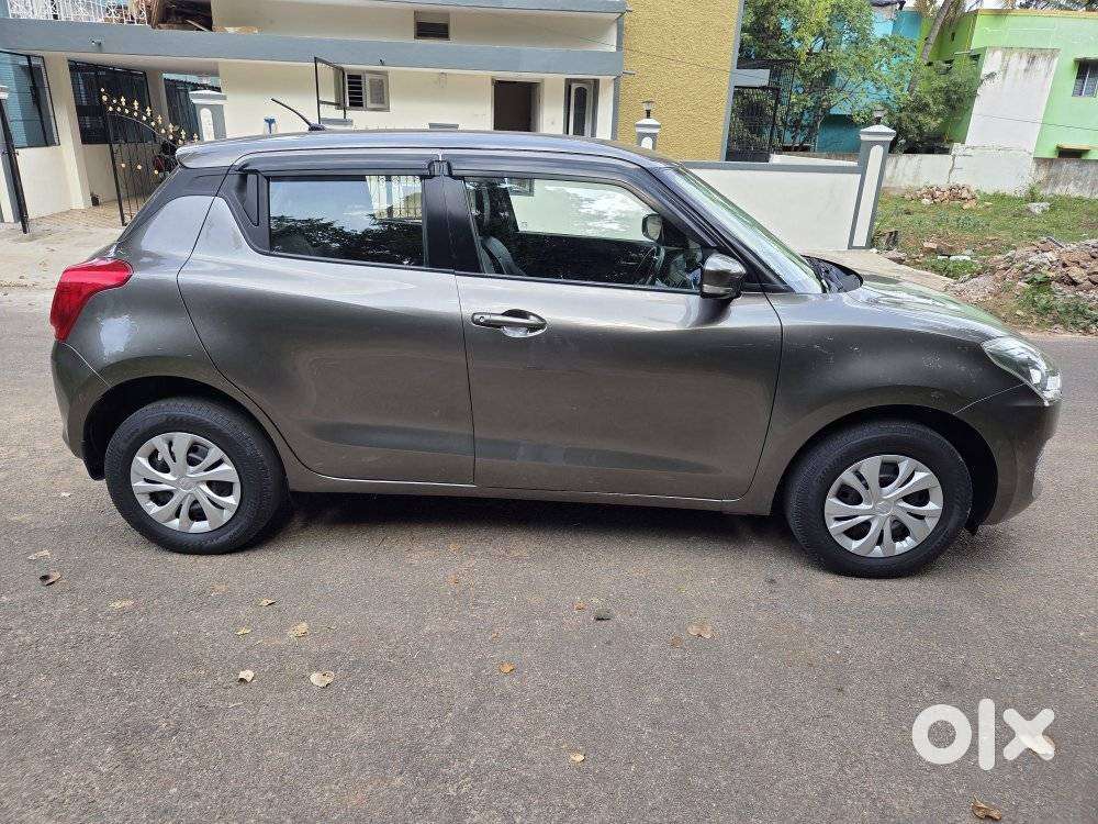 Maruti Suzuki Swift Vxi + Manual, 2019, Petrol