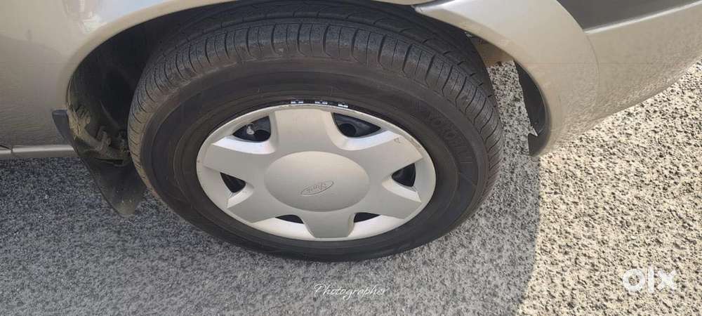 Ford Ikon 1.4 Zxi, 2004, Petrol