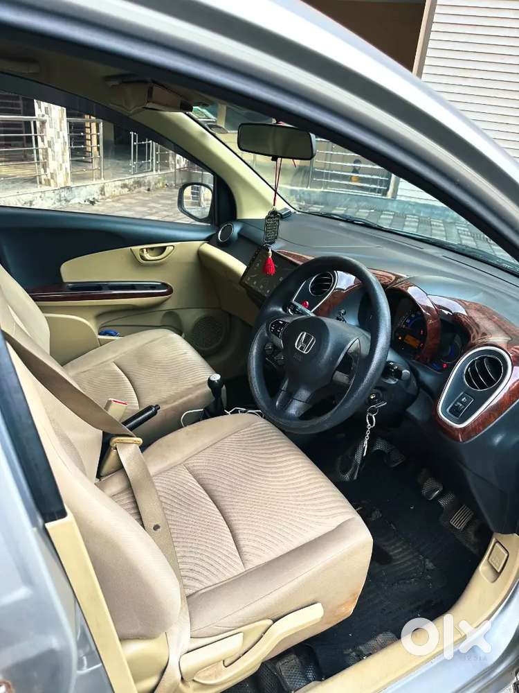 Honda Mobilio V Option 2014