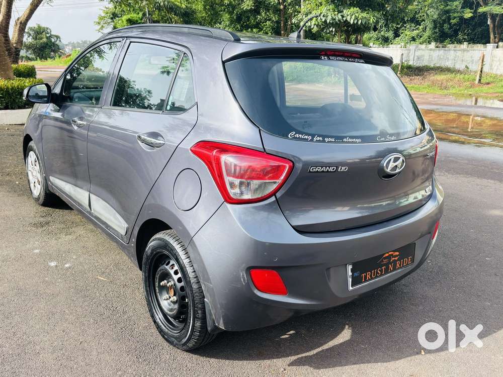 Hyundai Grand I10 Sportz, 2014, Petrol