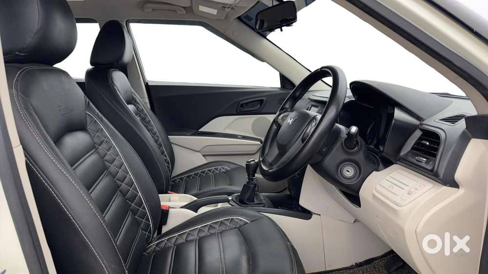 Mahindra Xuv300 W8 Diesel, 2023, Diesel