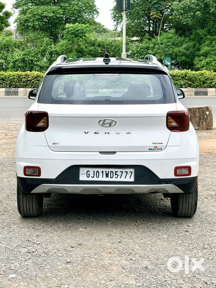 Hyundai Venue 1.0 Sx Plus Turbo Dct Dual Tone, 2021, Petrol