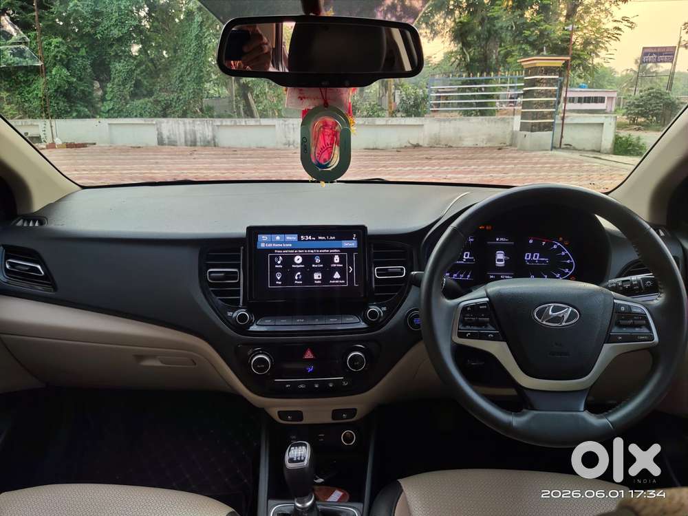 Hyundai Verna 1.5 Sx (o) Petrol Mt, 2020, Petrol
